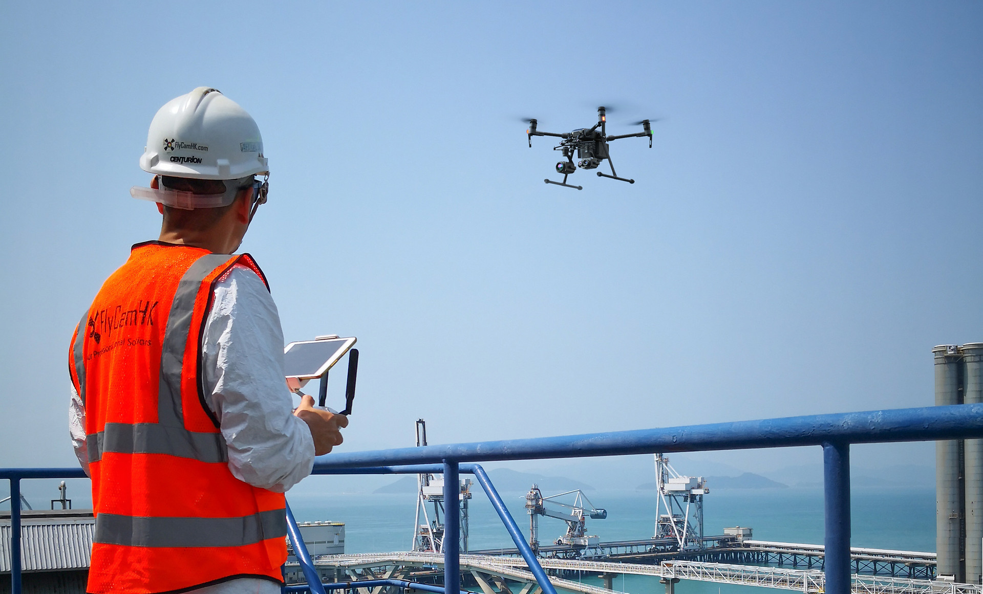 Drone fly training on simulator